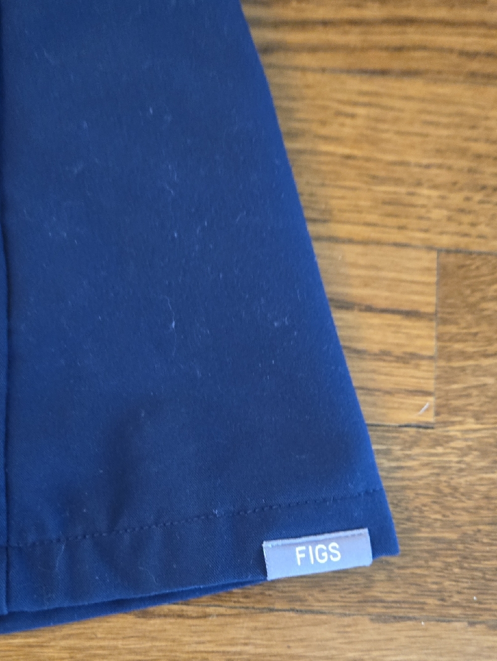 FIGS Inala Slim Scrub Top 3 Pockets Invisible Zipper Navy Size XS - Picture 4 of 7